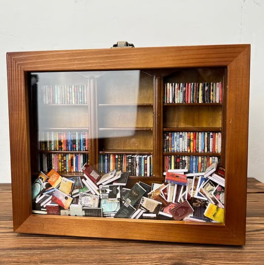 Anti-stress Bookshelf ~ Shake away tension and refresh your mind anytime.