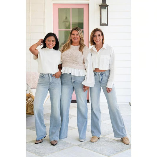 Tummy Control and Butt Lifting Jeans ~ Classic style with body-shaping power.