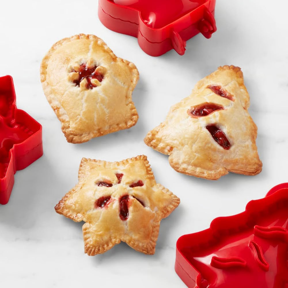 Holiday Mini Pie Mold ~ Turns dough into adorable holiday pies instantly.