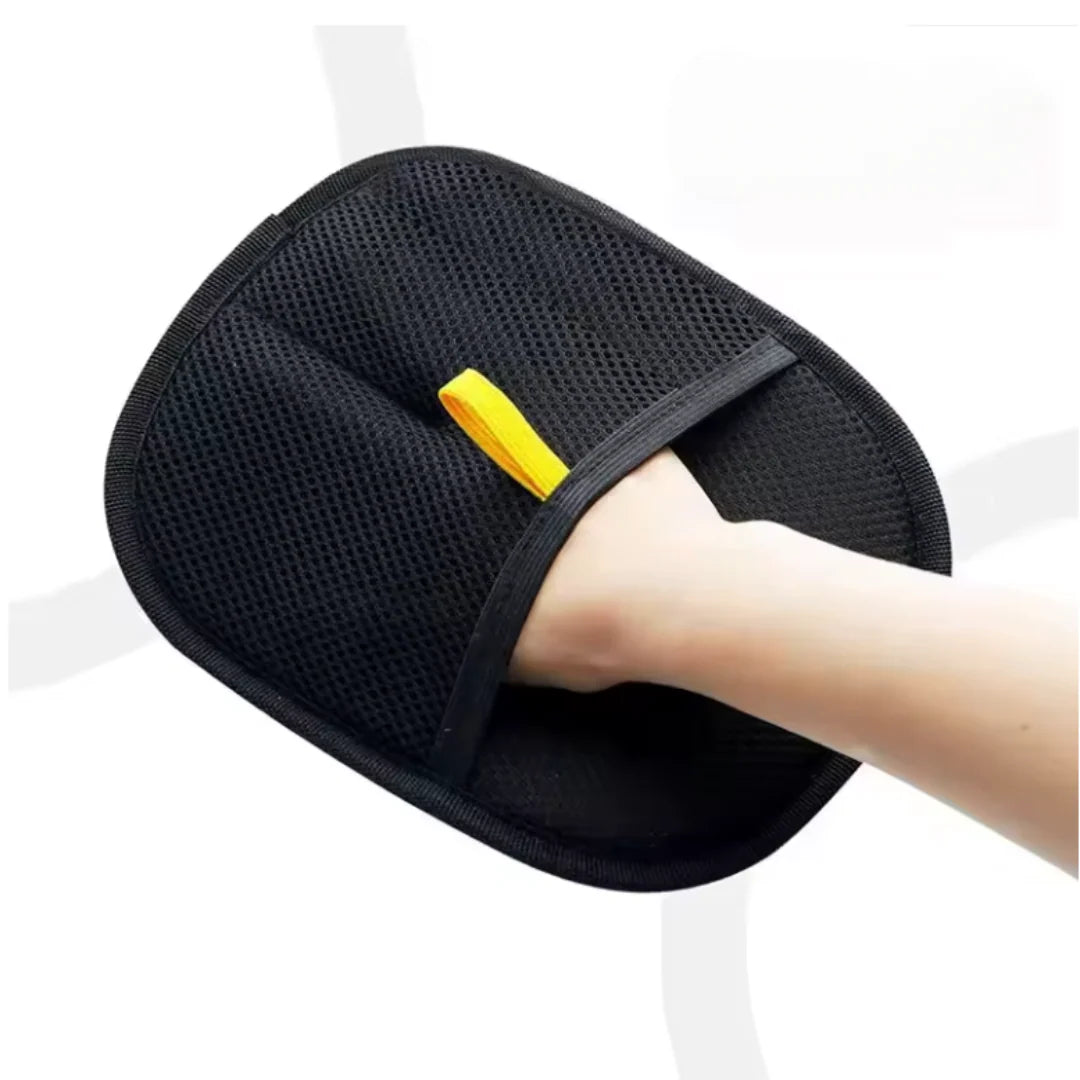 Electrostatic Pet Hair Removal Grooming Gloves ~ Instant fur removal & gentle pet grooming