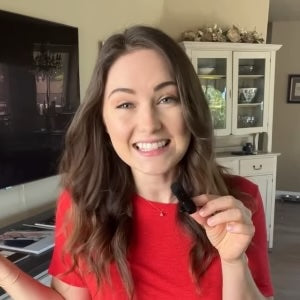 Wireless Lavalier Microphone ~ Professional sound quality, anytime, anywhere