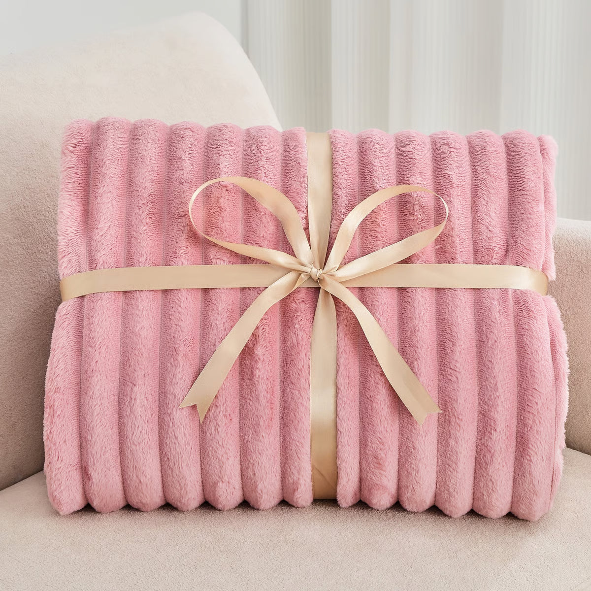 Viral Soft Plush Nap Blanket ~ Wrap yourself in cloud-like comfort anytime.