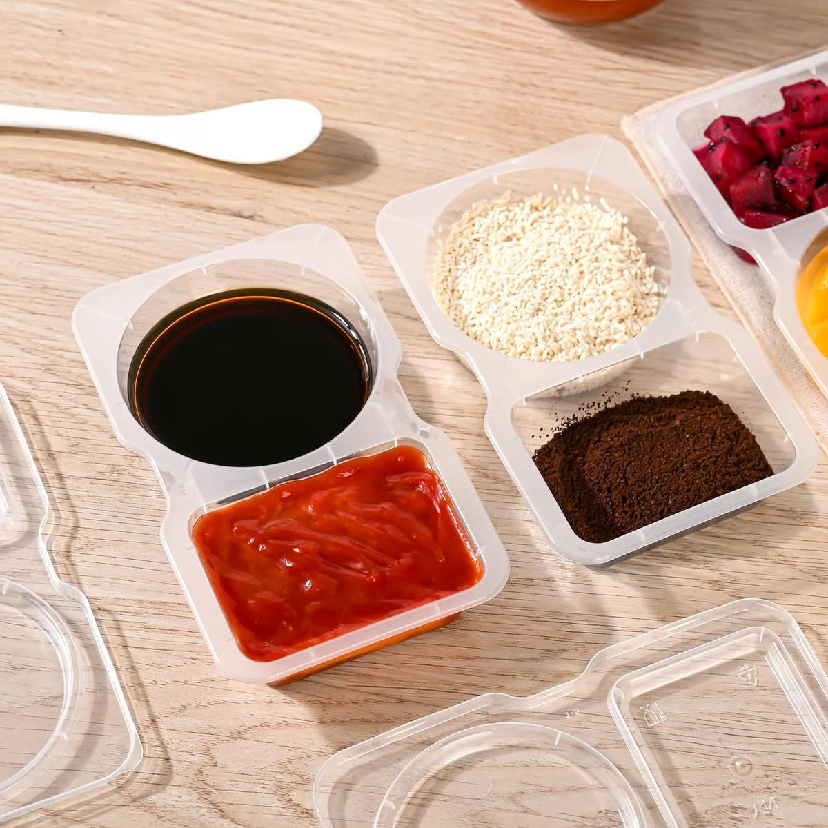 Double Compartment Condiment Containers (10 Pack) ~ Split containers for balanced eating.