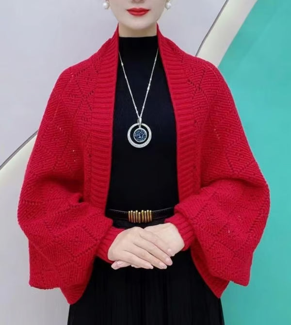 Hollow Out Knitted Shawl Coat ~ Own every sidewalk like it’s Fashion Week.