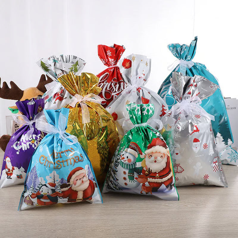 Christmas Drawstring Gift Bags ~ From messy pile to tree-ready in seconds.