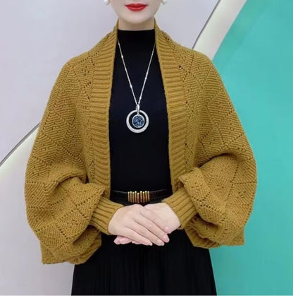 Hollow Out Knitted Shawl Coat ~ Own every sidewalk like it’s Fashion Week.