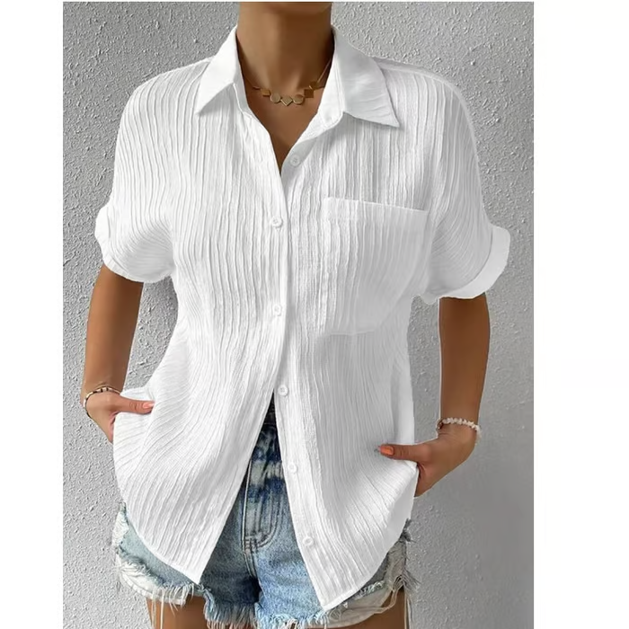 Crew Neck Lace Loose Shirt ~ The shirt that does all the work for you