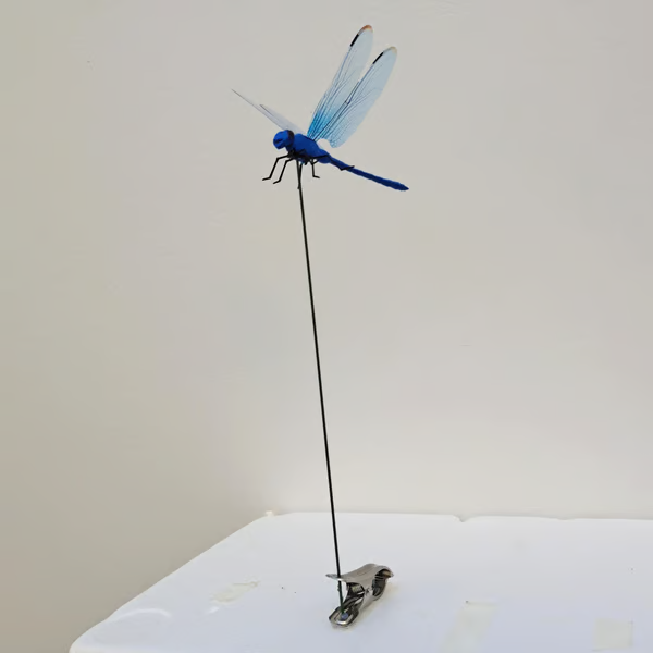 Outdoor Fake Dragonfly Rod Clip (4pcs) – So Real, They’ll Fool Your Guests.